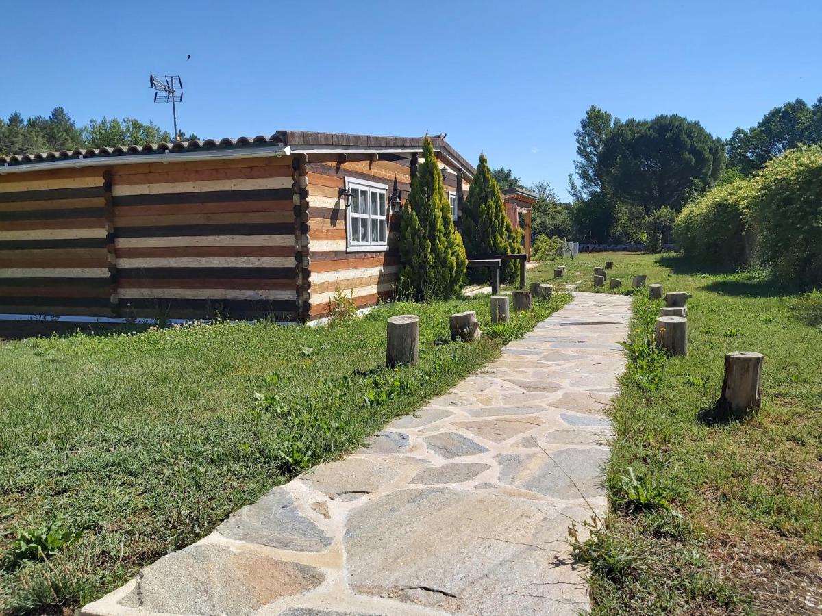 La Cabaña del Rio Navaluenga Exterior foto