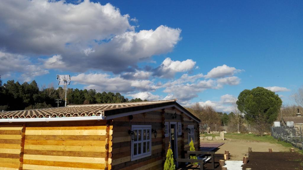 La Cabaña del Rio Navaluenga Exterior foto